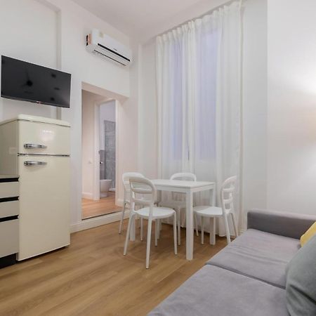 מילאנו Nuovo Intimo Apt A 10Min Dal Duomo - Homeunity מראה חיצוני תמונה