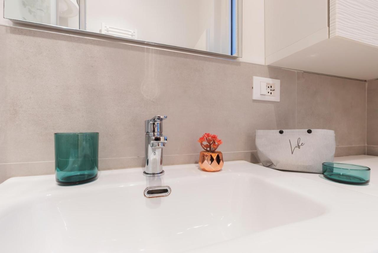 מילאנו Nuovo Intimo Apt A 10Min Dal Duomo - Homeunity מראה חיצוני תמונה